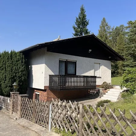 Vintage Ferienhaus Mit Aussensauna Direkt Am Wald Inklusive Riesigem Garten Fuer Bis Zu 7 Personen Auf Dem Heidchen Knüllwald